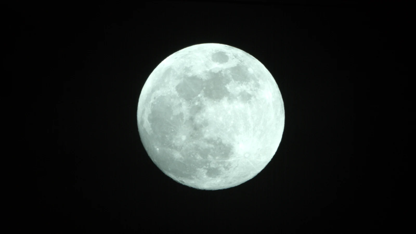 Moon_0.0025s10_VIS_20260302-190509308_23C.fits FITS Preview