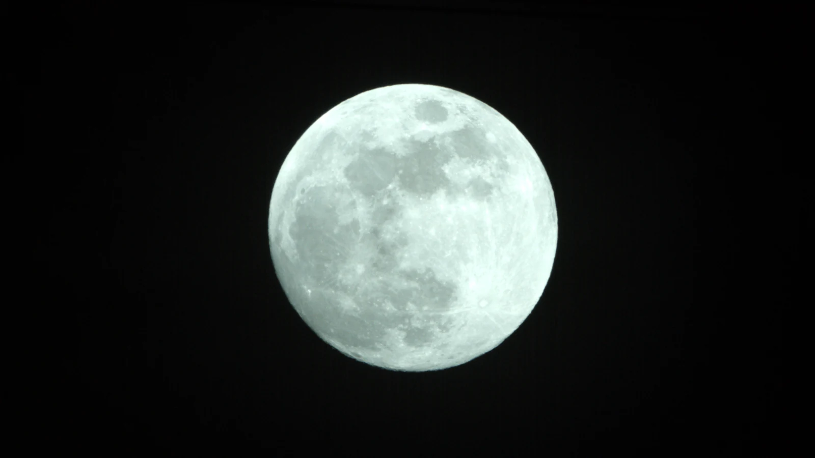 Moon_0.0025s10_VIS_20260302-190514038_23C.fits FITS Preview