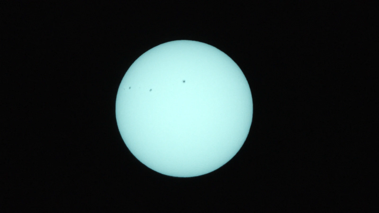 Sun_0.0003125s0_VIS_20260303-111952608_41C.fits FITS Preview