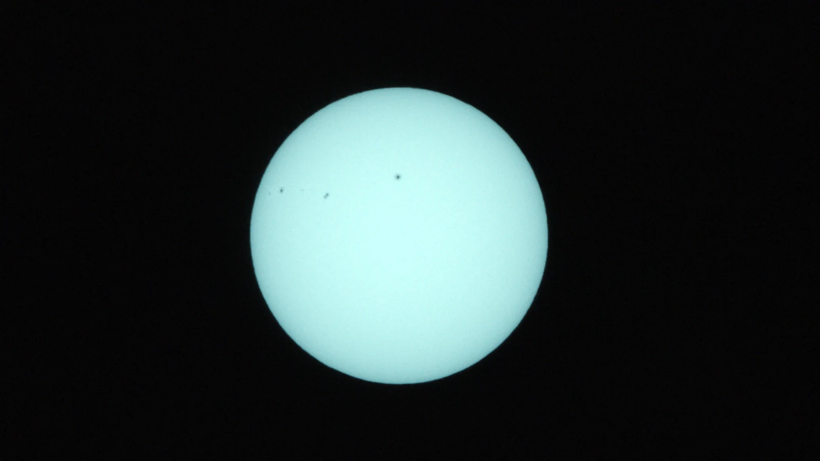 Sun_0.0003125s0_VIS_20260303-112000781_41C.fits FITS Preview