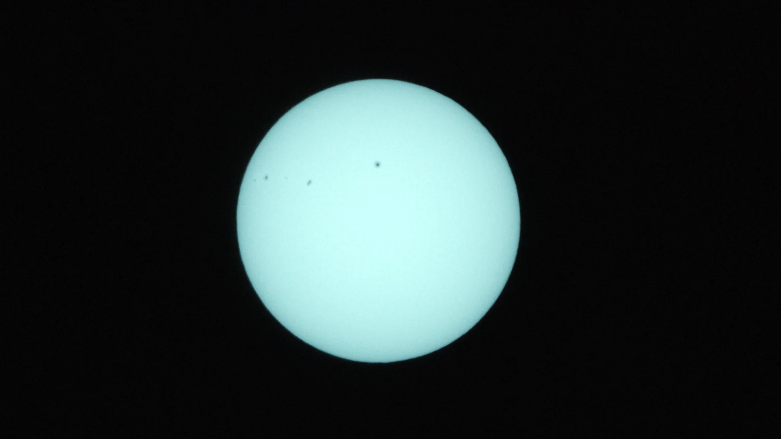 Sun_0.0003125s0_VIS_20260303-112023186_42C.fits FITS Preview