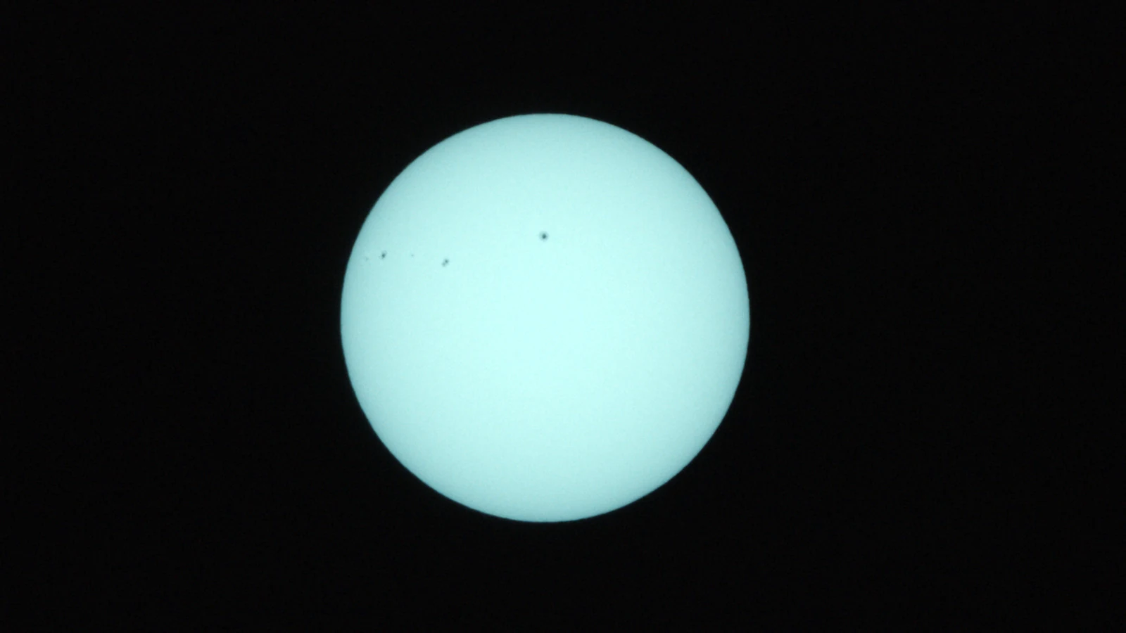 Sun_0.0003125s0_VIS_20260303-112023578_42C.fits FITS Preview