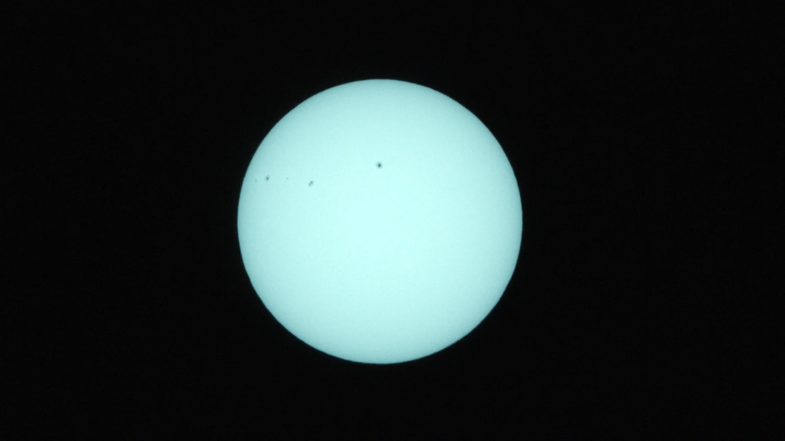 Sun_0.0003125s0_VIS_20260303-112023771_42C.fits FITS Preview