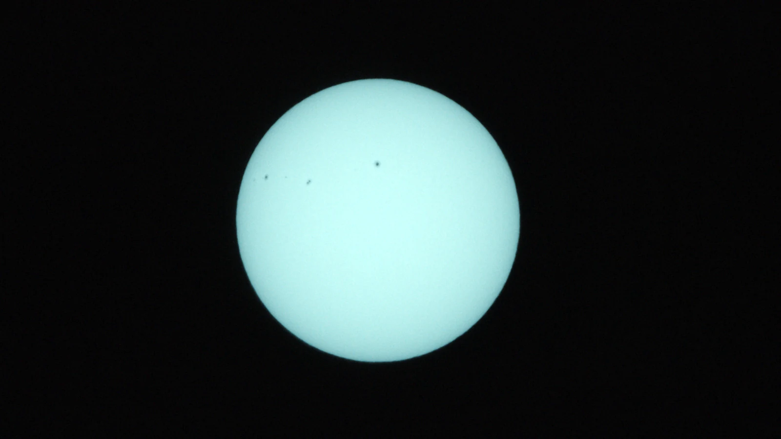 Sun_0.0003125s0_VIS_20260303-112025377_42C.fits FITS Preview