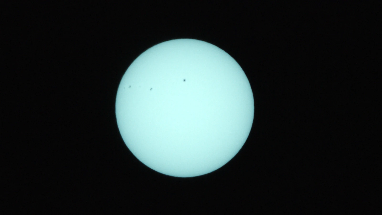 Sun_0.0003125s0_VIS_20260303-112027353_42C.fits FITS Preview