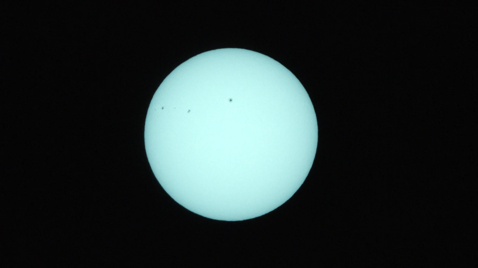 Sun_0.0003125s0_VIS_20260303-112029509_42C.fits FITS Preview