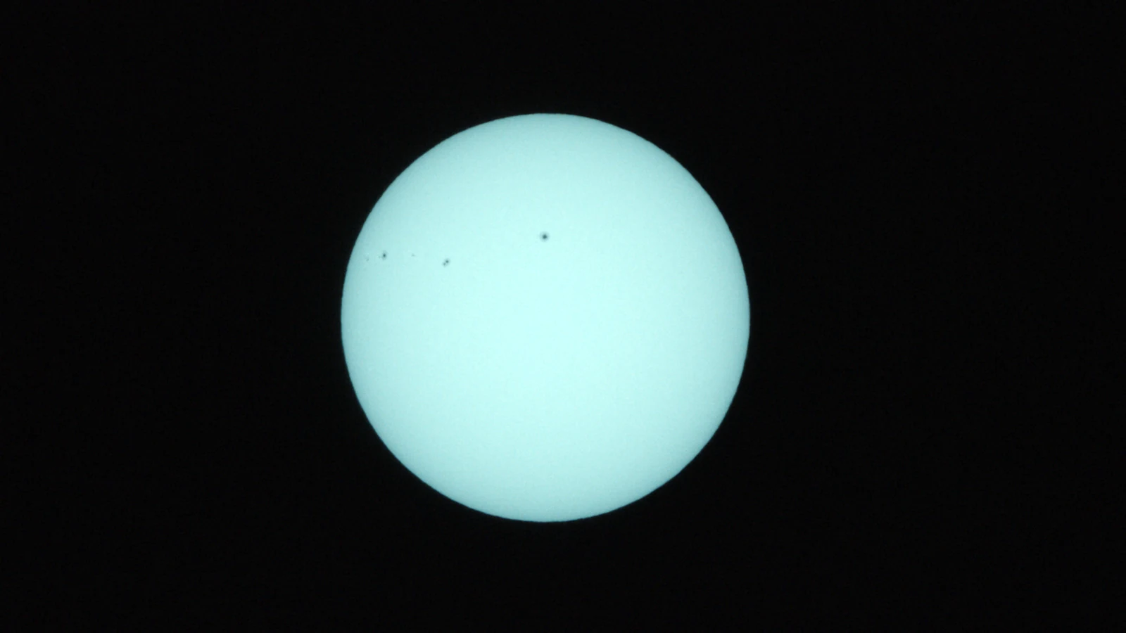 Sun_0.0003125s0_VIS_20260303-112035315_42C.fits FITS Preview