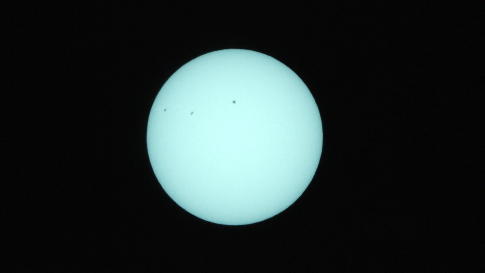 Sun_0.0003125s0_VIS_20260303-112035785_42C.fits FITS Preview