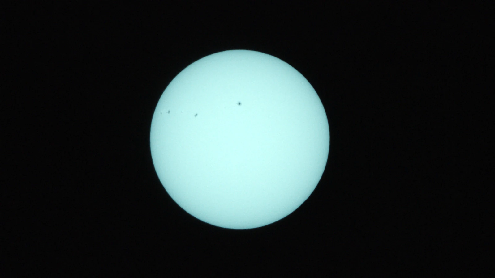 Sun_0.0003125s0_VIS_20260303-112036580_42C.fits FITS Preview