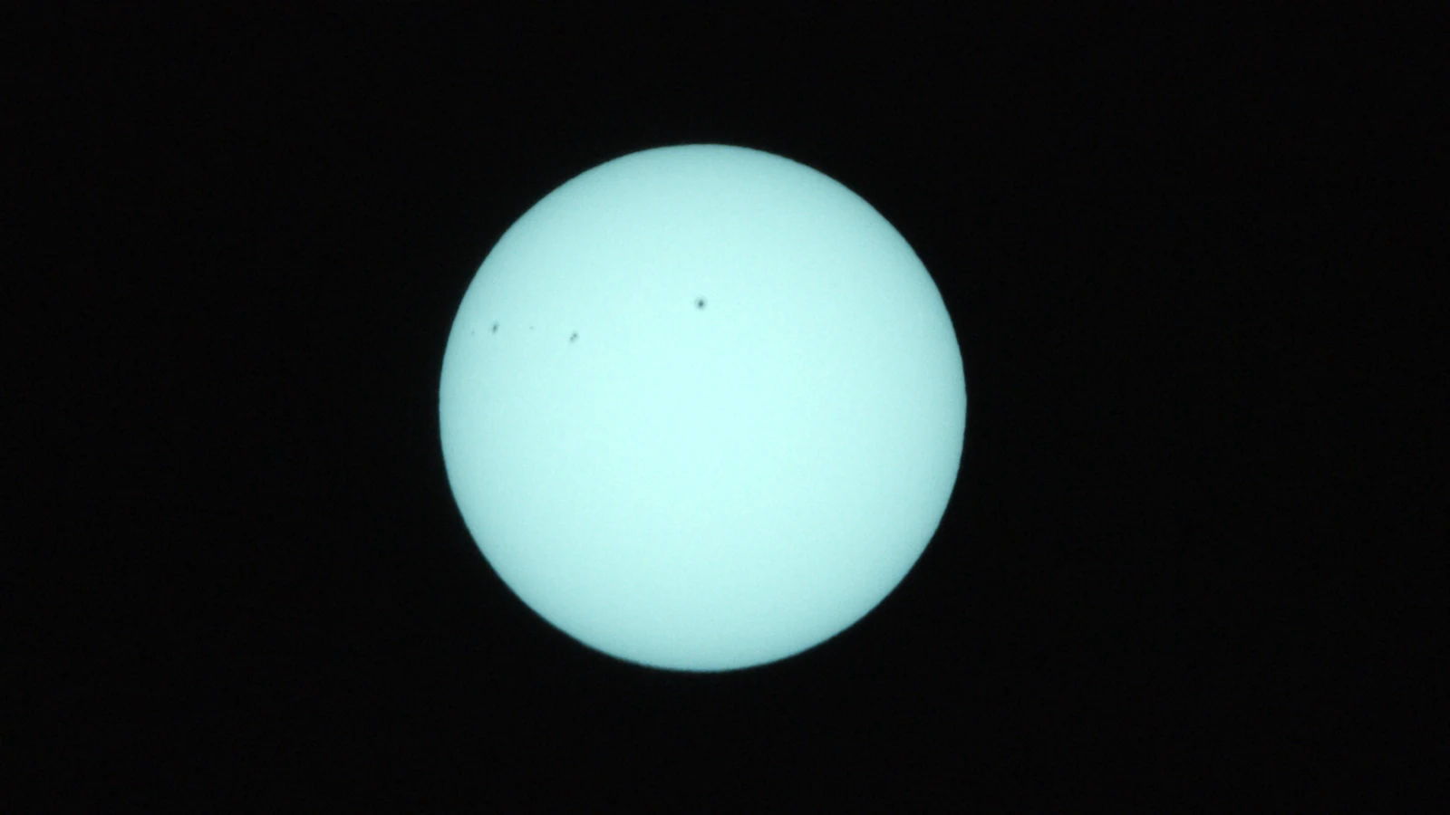 Sun_0.0003125s0_VIS_20260303-112037110_42C.fits FITS Preview