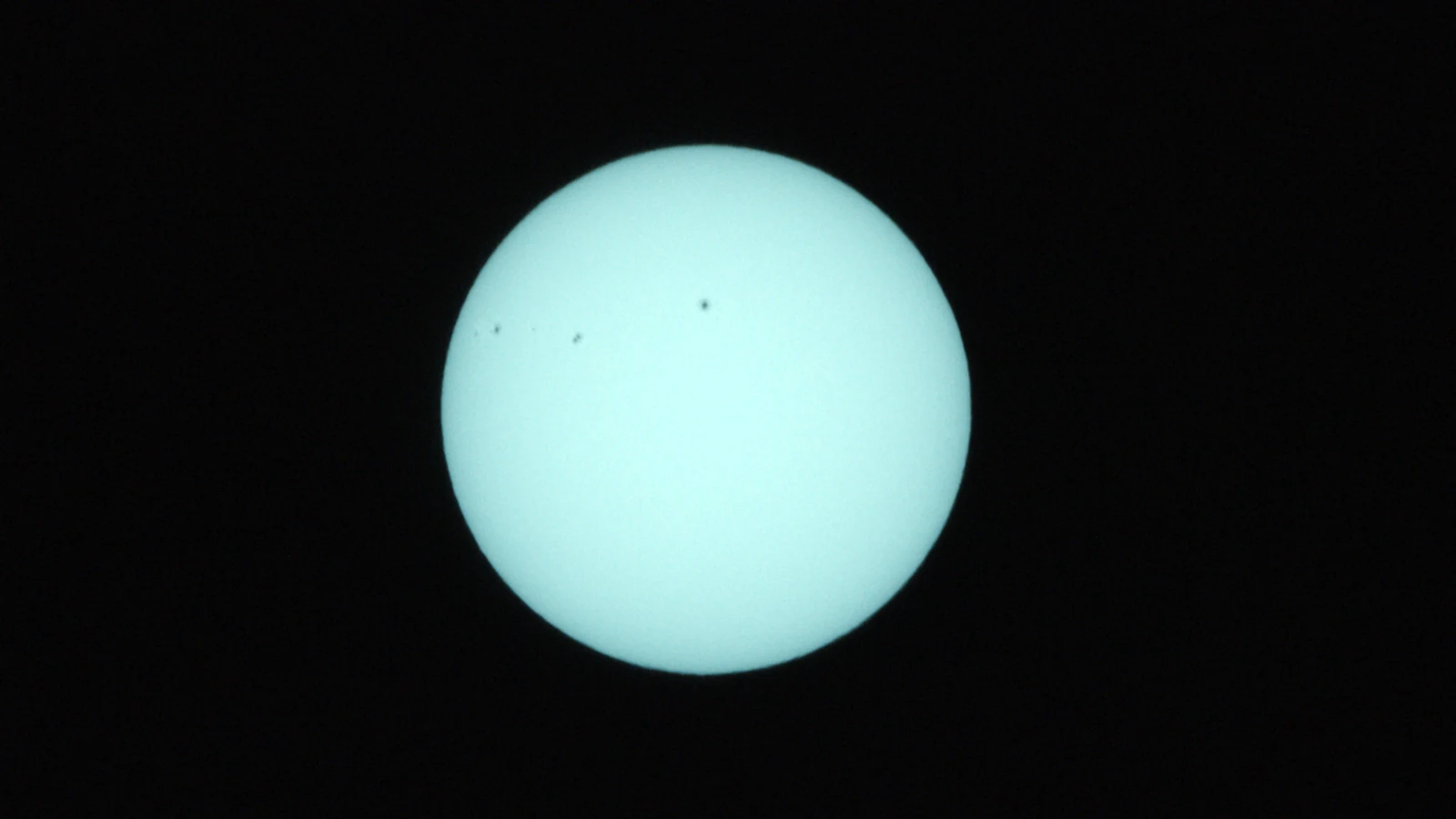 Sun_0.0003125s0_VIS_20260303-112038457_42C.fits FITS Preview