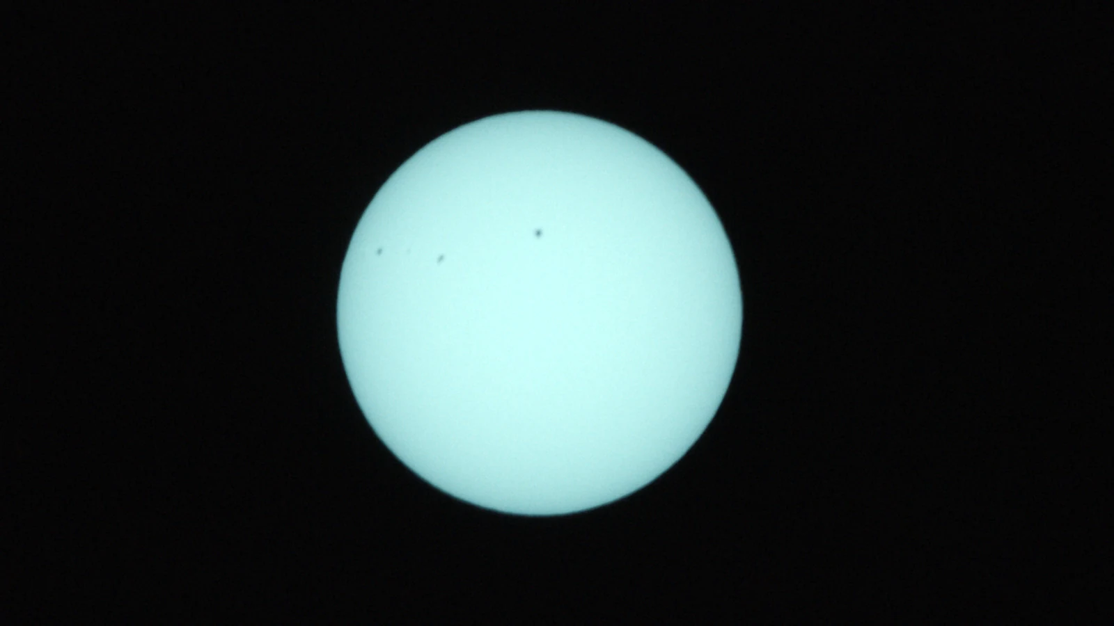 Sun_0.0003125s0_VIS_20260303-112039016_42C.fits FITS Preview