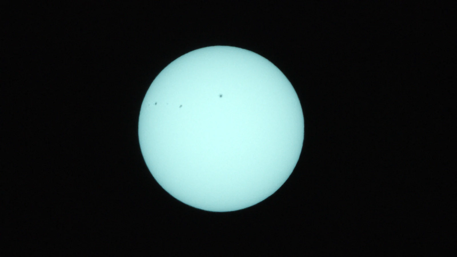 Sun_0.0003125s0_VIS_20260303-112039463_42C.fits FITS Preview