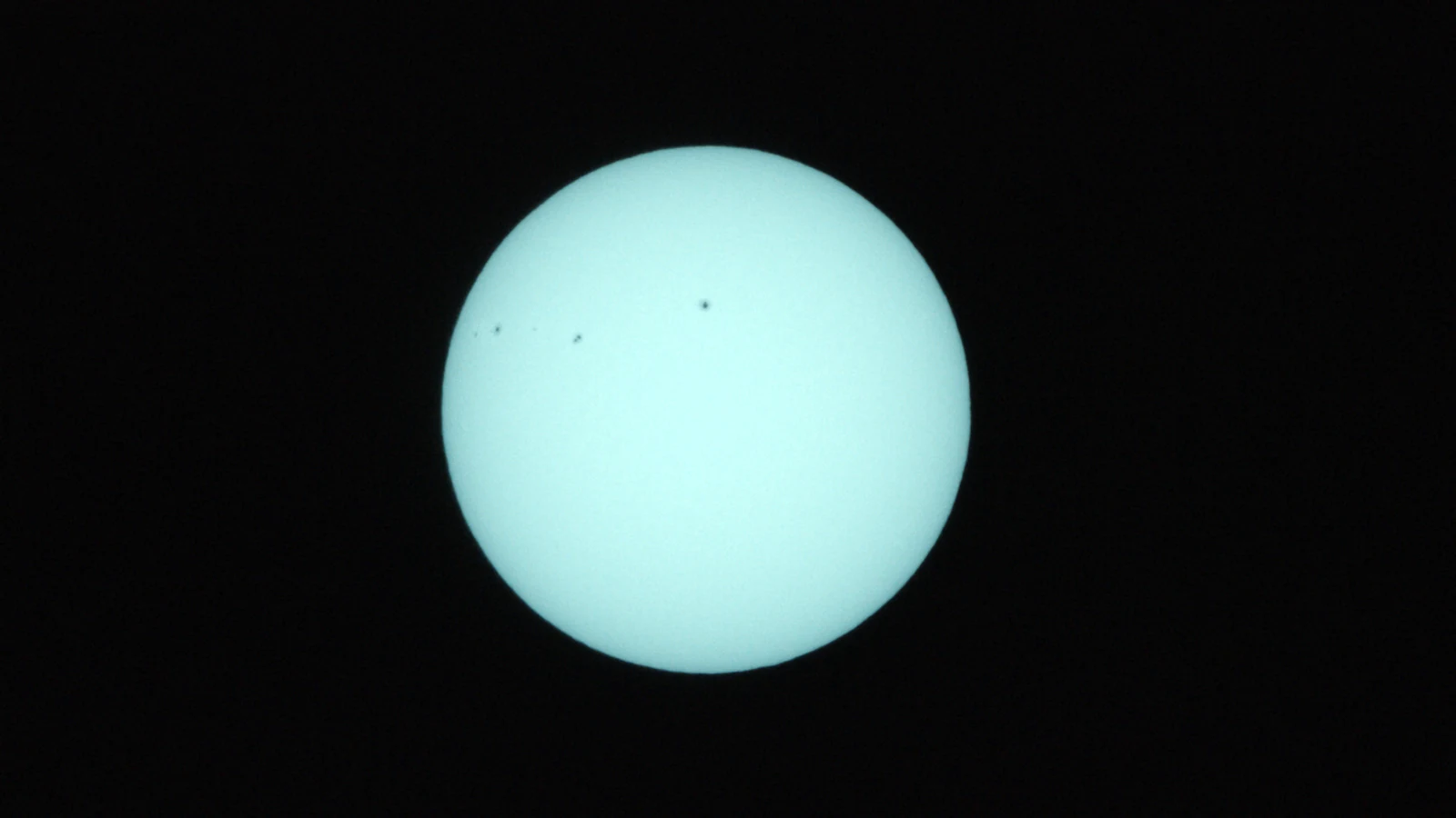 Sun_0.0003125s0_VIS_20260303-112039878_42C.fits FITS Preview