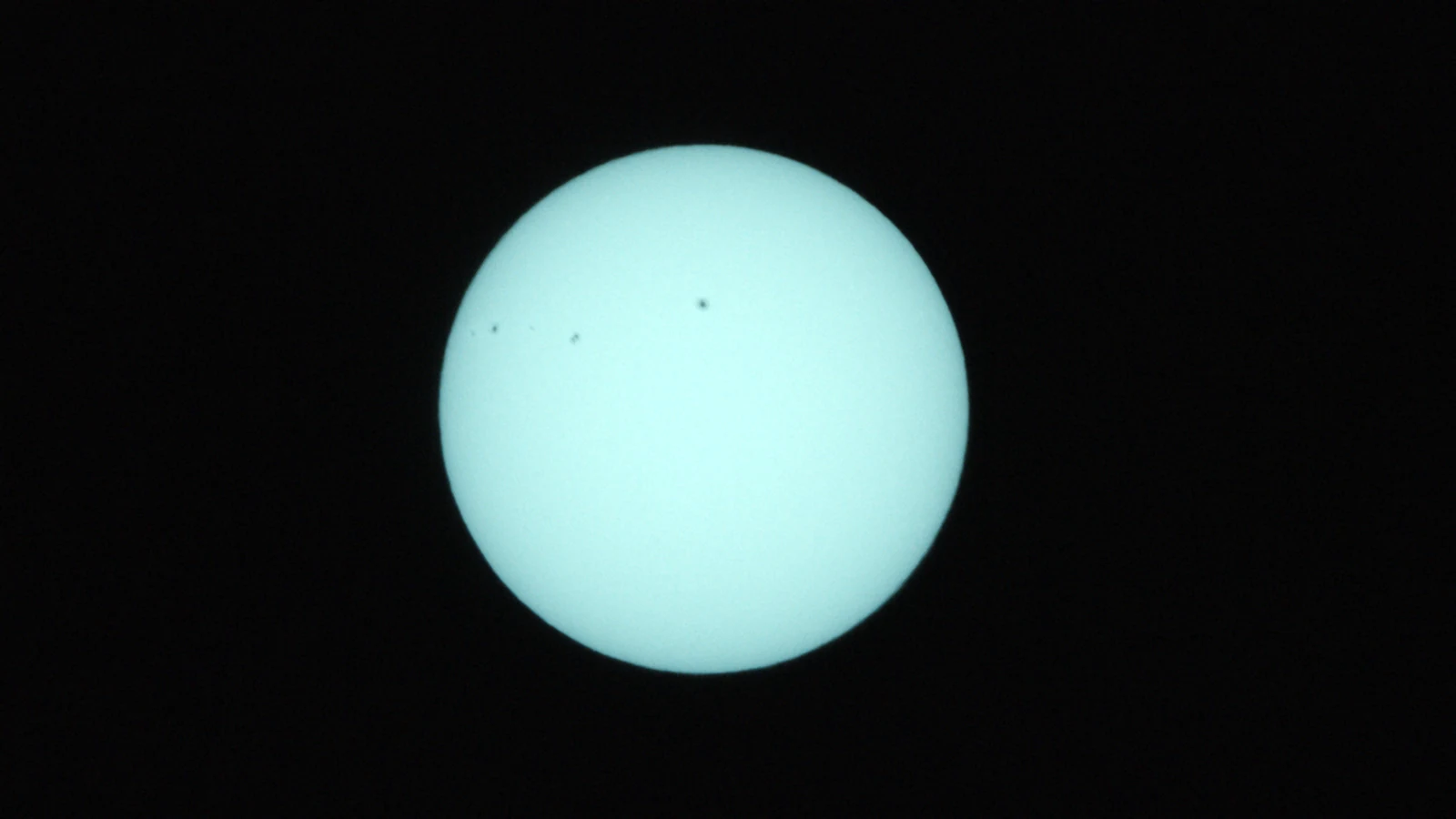 Sun_0.0003125s0_VIS_20260303-112043404_42C.fits FITS Preview