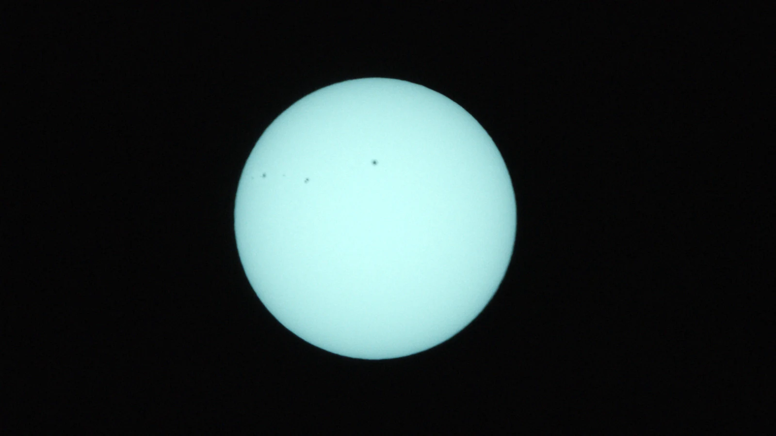 Sun_0.0003125s0_VIS_20260303-112046554_42C.fits FITS Preview