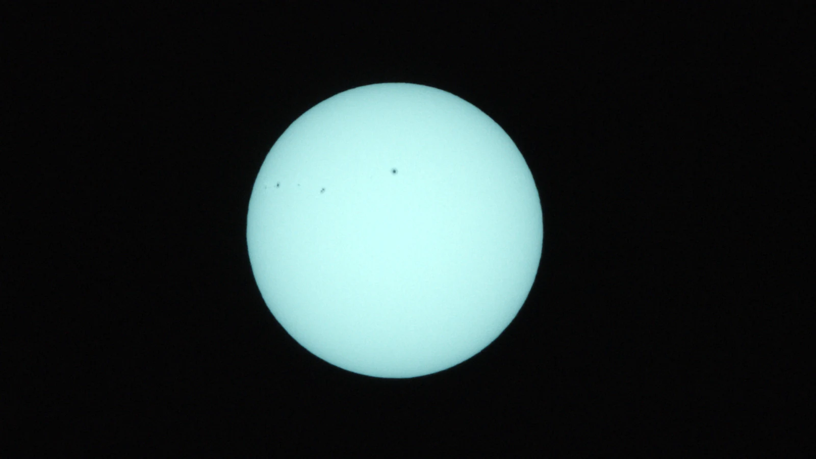 Sun_0.0003125s0_VIS_20260303-112050325_42C.fits FITS Preview