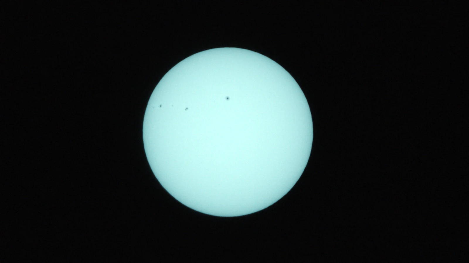 Sun_0.0003125s0_VIS_20260303-112100871_42C.fits FITS Preview