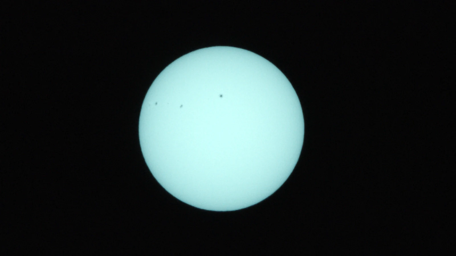 Sun_0.0003125s0_VIS_20260303-112101524_42C.fits FITS Preview