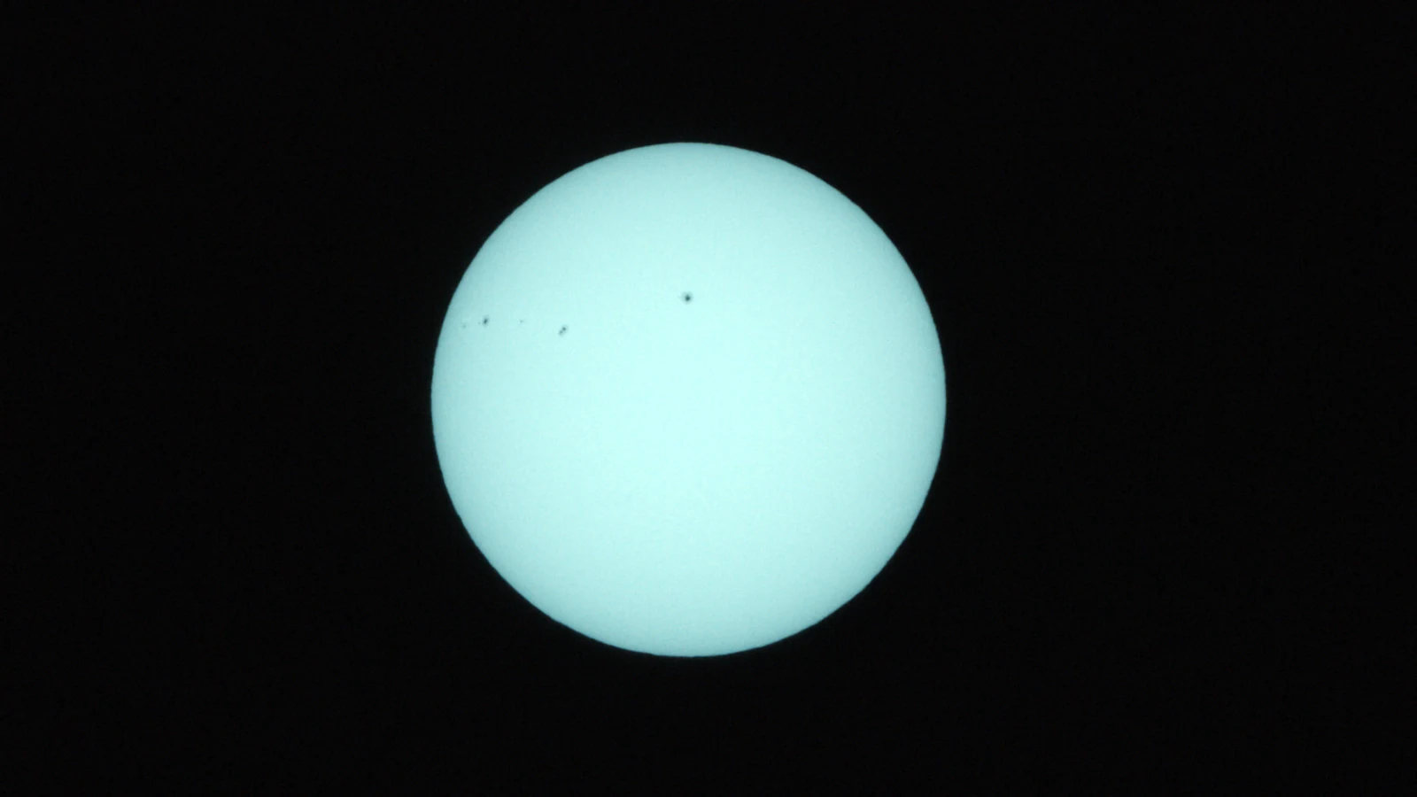 Sun_0.0003125s0_VIS_20260303-112103091_42C.fits FITS Preview