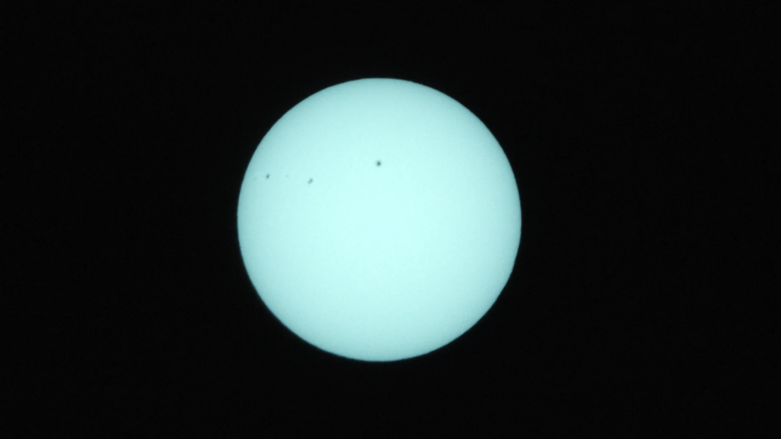 Sun_0.0003125s0_VIS_20260303-112103712_42C.fits FITS Preview