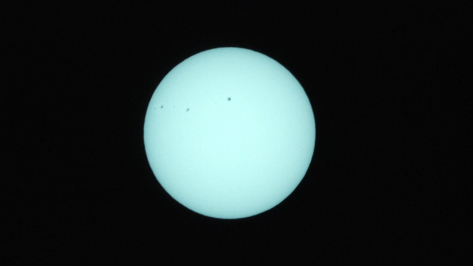 Sun_0.0003125s0_VIS_20260303-112104263_42C.fits FITS Preview