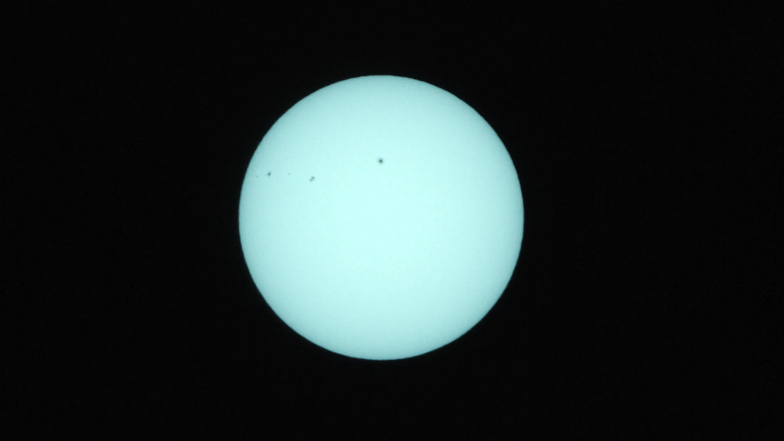 Sun_0.0003125s0_VIS_20260303-112110170_42C.fits FITS Preview