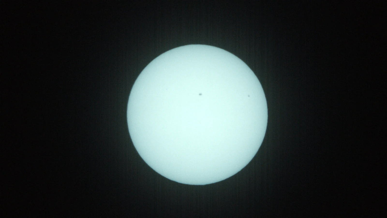 Sun_0.0005s0_VIS_20260215-104840720_22C.fits FITS Preview