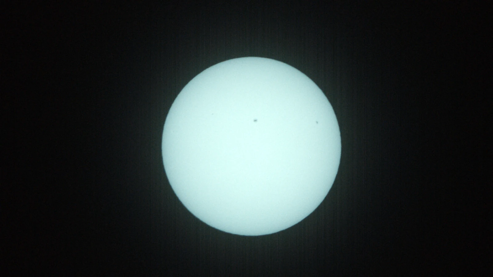 Sun_0.0005s0_VIS_20260215-104843655_22C.fits FITS Preview