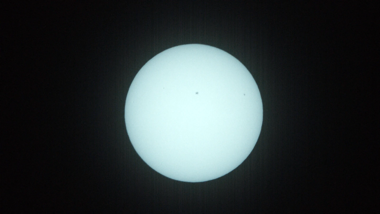 Sun_0.0005s0_VIS_20260215-104848141_22C.fits FITS Preview