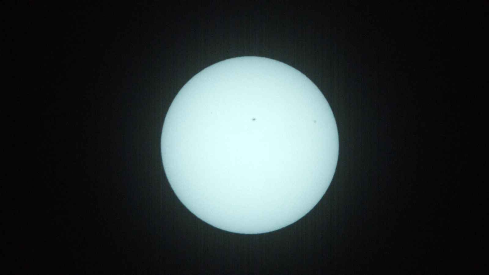 Sun_0.0005s0_VIS_20260215-104848931_22C.fits FITS Preview