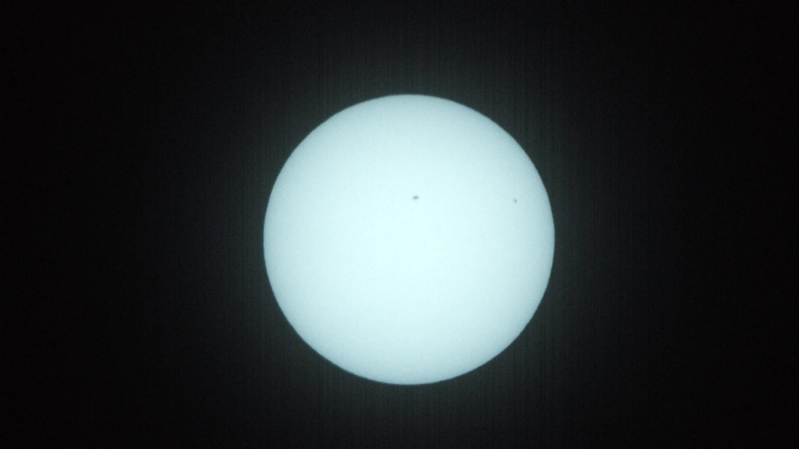 Sun_0.0005s0_VIS_20260215-104859057_22C.fits FITS Preview