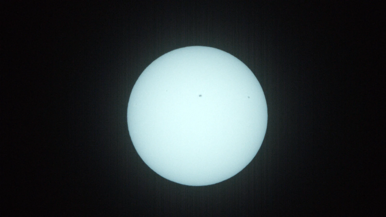 Sun_0.0005s0_VIS_20260215-104859915_22C.fits FITS Preview