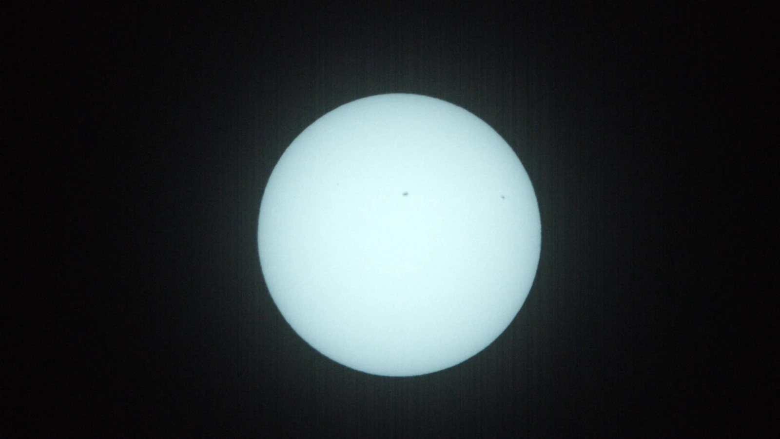 Sun_0.0005s0_VIS_20260215-104901423_22C.fits FITS Preview