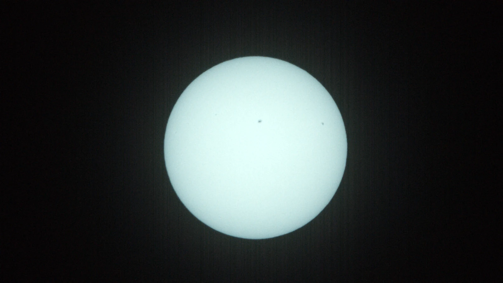 Sun_0.0005s0_VIS_20260215-105048783_23C.fits FITS Preview