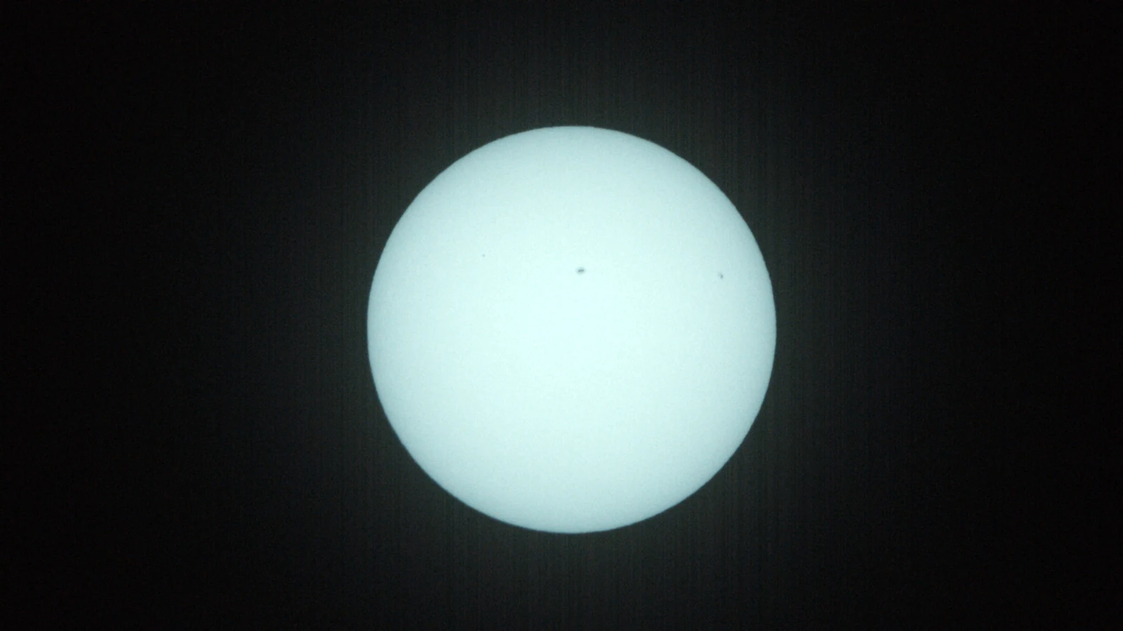 Sun_0.0005s0_VIS_20260215-105110131_24C.fits FITS Preview