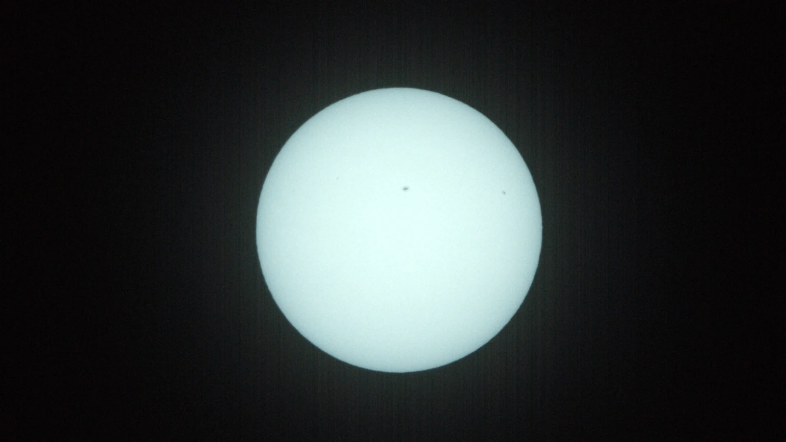 Sun_0.0005s0_VIS_20260215-105120098_24C.fits FITS Preview