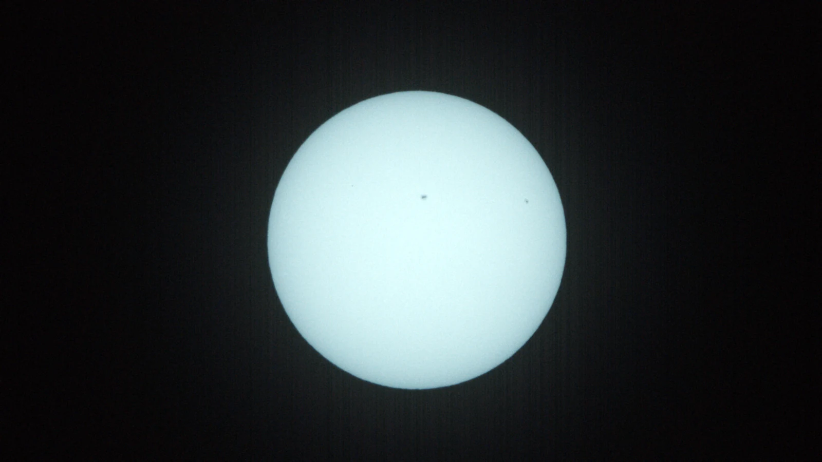 Sun_0.0005s0_VIS_20260215-105227026_25C.fits FITS Preview