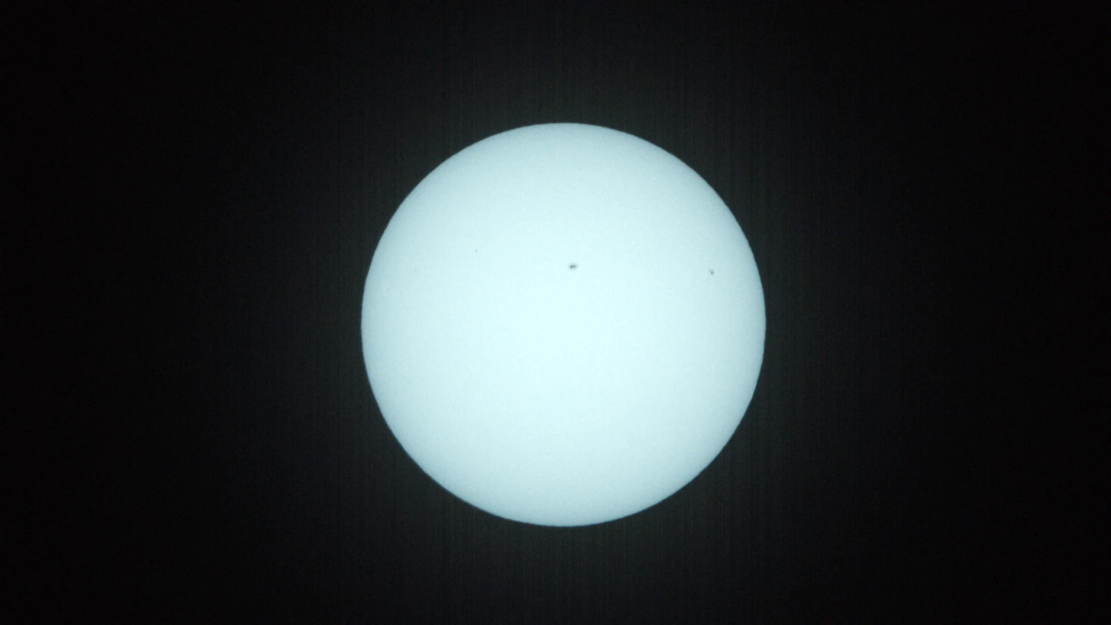 Sun_0.0005s0_VIS_20260215-105228209_25C.fits FITS Preview