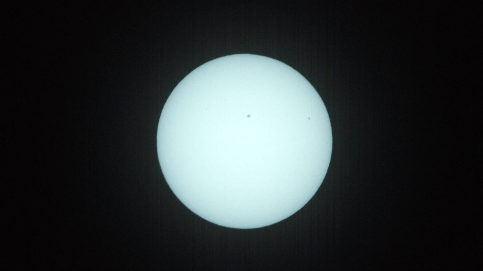 Sun_0.0005s0_VIS_20260215-105235452_25C.fits FITS Preview